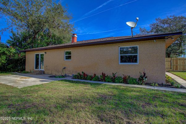 Backyard, Exterior