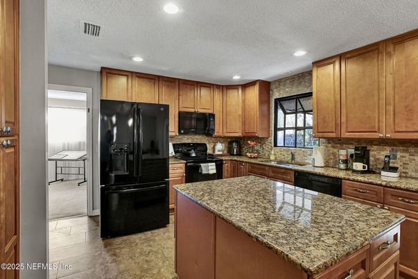 Interior, Kitchen, Recessed Lighting