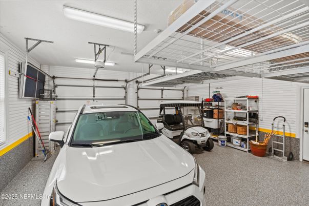 Garage, Interior
