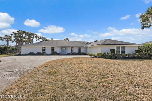 Attached, Backyard, Exterior, Facade, Ranch
