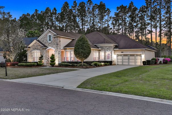 Attached, Exterior, Facade, Brick Traditional
