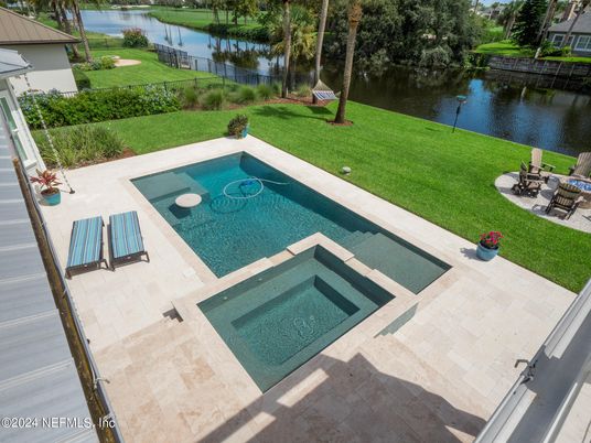 Exterior, Pool, Water