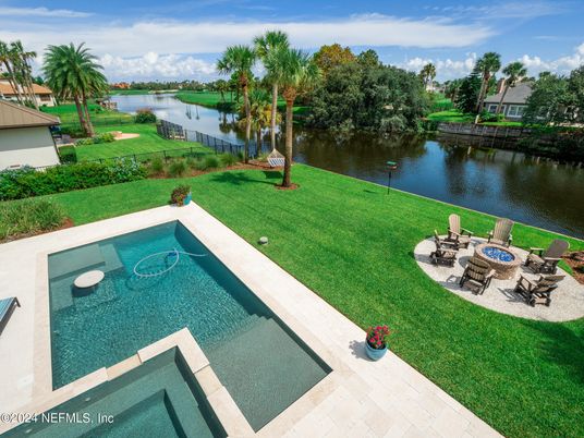 Exterior, Lake, Pool