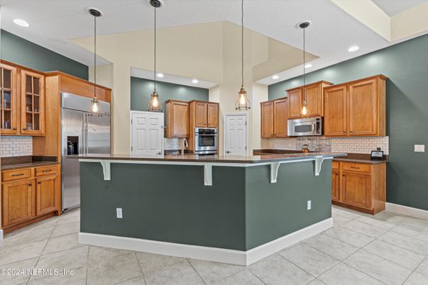 Interior, Kitchen, Pendant Lights, Recessed Lighting, Stainless Steel Appliances