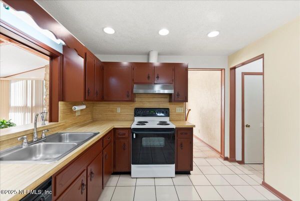 Interior, Kitchen, Recessed Lighting