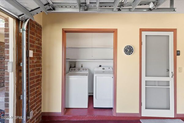Interior, Stone Walls, Utility Closets, Washer