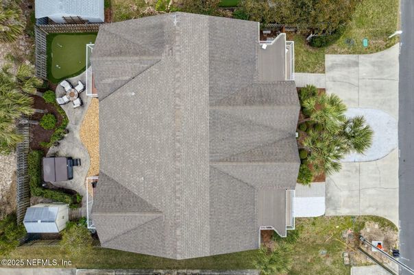 Exterior, Drone