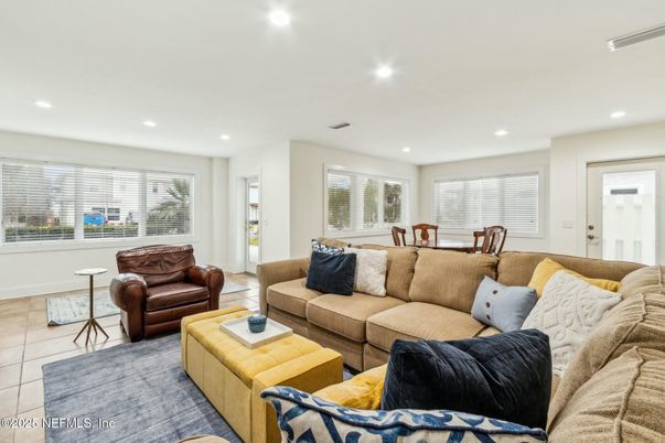 Dining room, Interior, Living room, Recessed Lighting