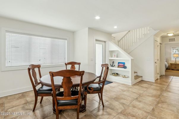 Dining room, Interior, Recessed Lighting