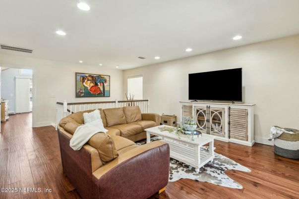 Interior, Living room, Recessed Lighting, Wood Texture Flooring