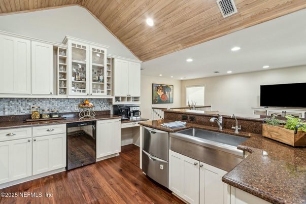 Interior, Kitchen, Recessed Lighting, Wooden Ceilings, Wood Texture Flooring