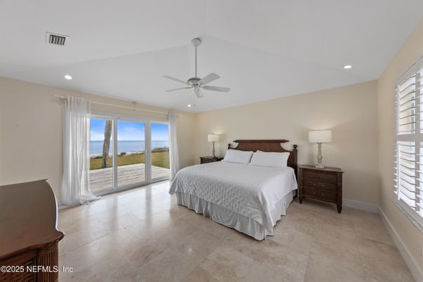 Bedroom, Interior, Recessed Lighting, Water