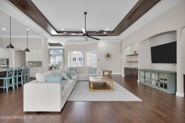 Interior, Kitchen, Living room, Pendant Lights, Recessed Lighting, Wood Texture Flooring