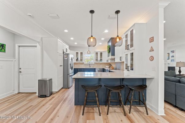 Interior, Kitchen, Pendant Lights, Recessed Lighting, Wood Texture Flooring