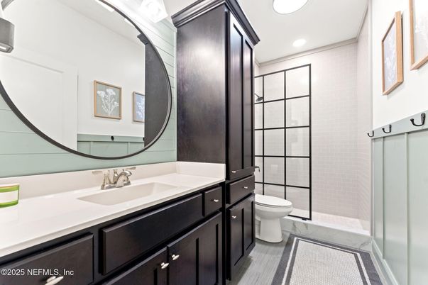 Bathroom, Interior, Recessed Lighting