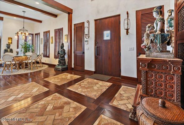 Dining room, Interior, Pendant Lights, Recessed Lighting, Wooden Beams