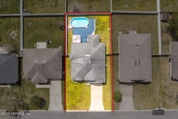 Exterior, Drone
