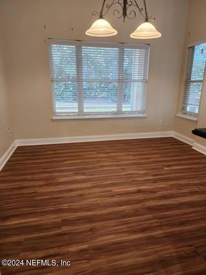 Empty room, Interior, Pendant Lights, Wood Texture Flooring