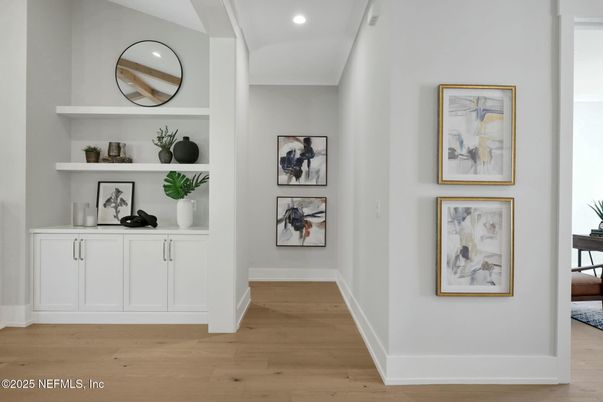 Interior, Recessed Lighting, Wood Texture Flooring