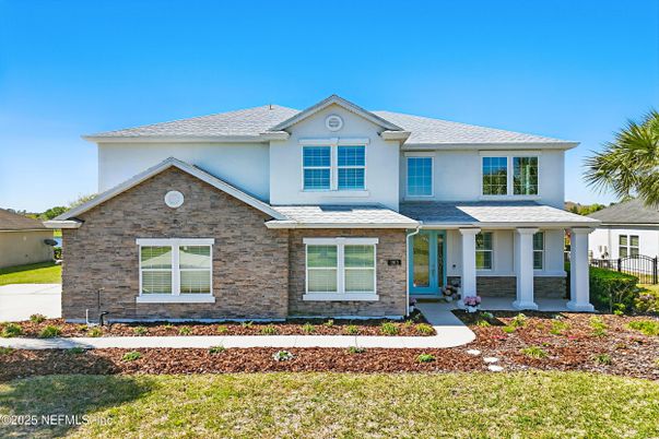 Exterior, Facade, Brick Facade, Farmhouse