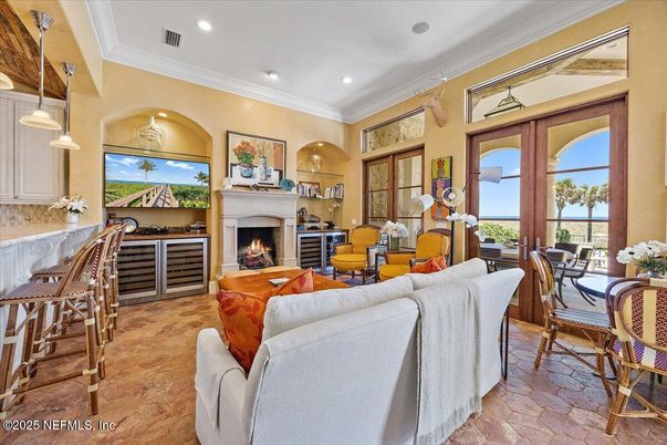 Fireplace, Interior, Living room, Pendant Lights, Recessed Lighting