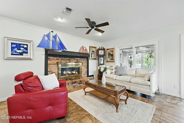 Fireplace, Interior, Living room, Recessed Lighting