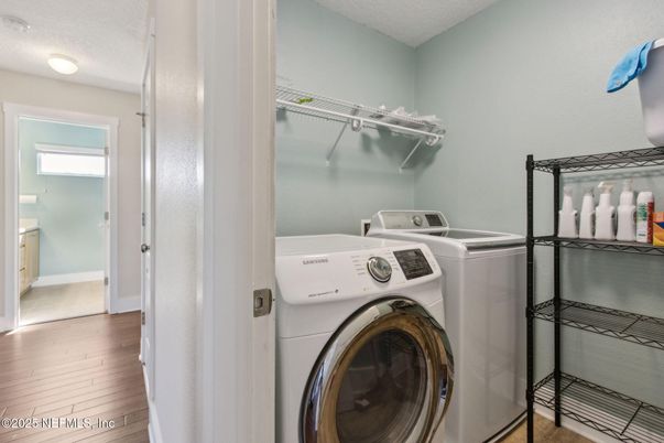 Interior, Utility Closets, Washer, Wood Texture Flooring