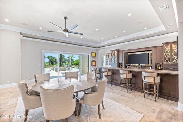 Dining room, Interior, Recessed Lighting
