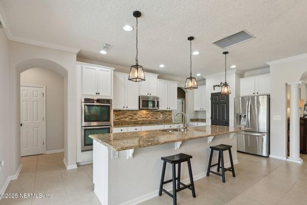 Interior, Kitchen, Pendant Lights, Recessed Lighting, Stainless Steel Appliances