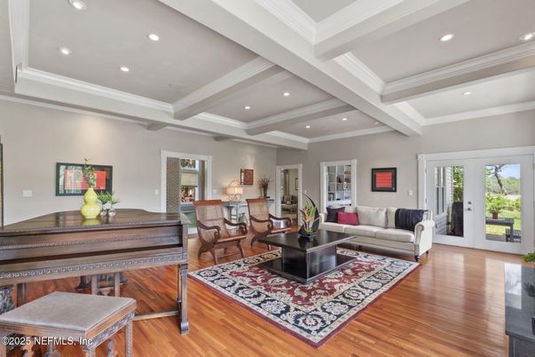 Interior, Living room, Piano, Recessed Lighting, Wood Texture Flooring
