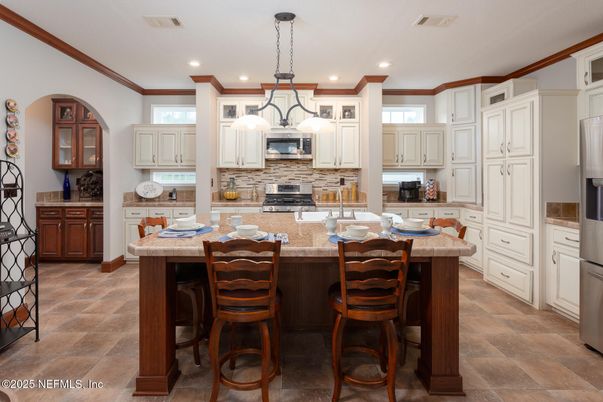 Interior, Kitchen, Pendant Lights, Recessed Lighting, Stainless Steel Appliances