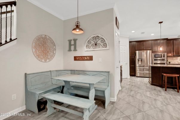 Dining room, Interior, Kitchen, Pendant Lights, Recessed Lighting, Stainless Steel Appliances