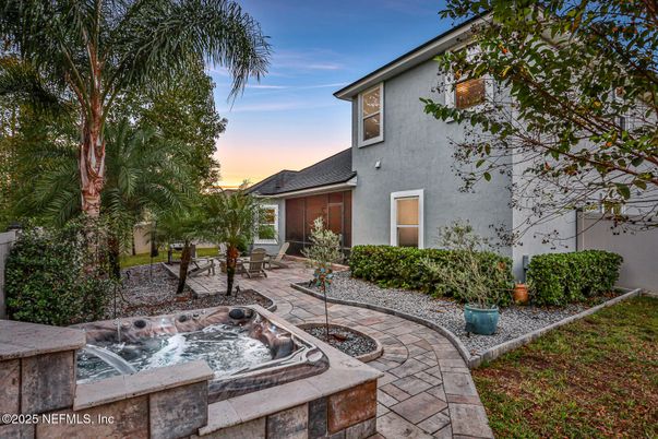 Exterior, Hot Tub