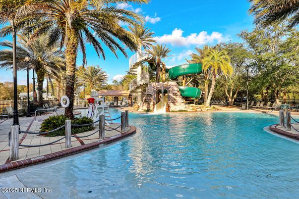 Exterior, Playground, Pool