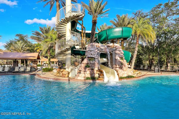 Exterior, Playground, Pool