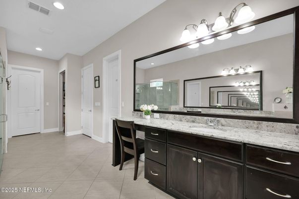 Bathroom, Dual Sink Vanities, Interior, Recessed Lighting