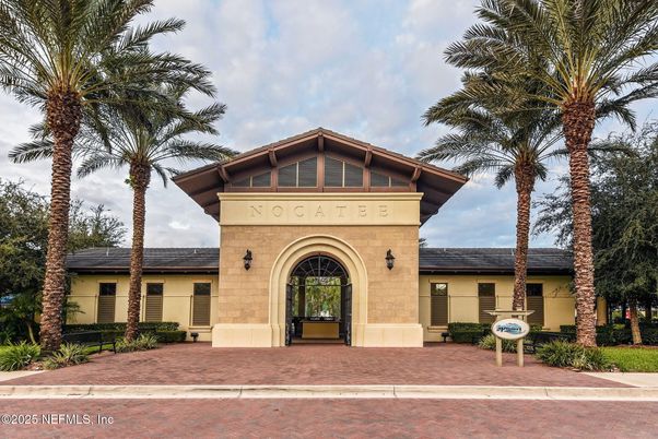 Exterior, Facade, Mediterranean