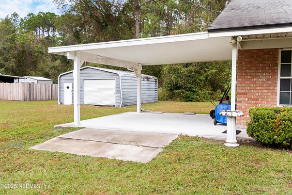Backyard, Exterior