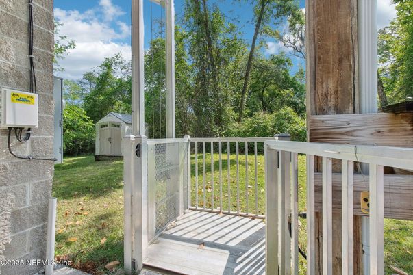 Backyard, Exterior