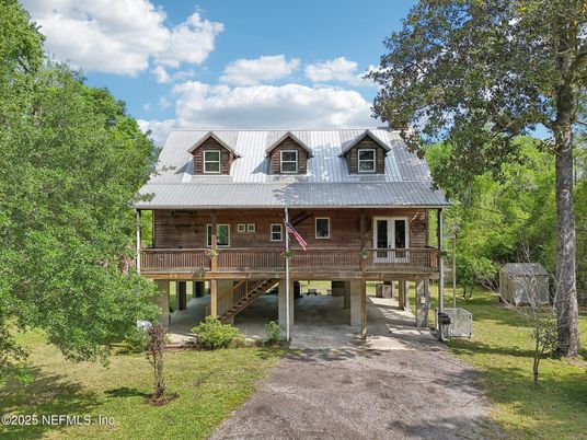 Backyard, Exterior, Facade, Log Home