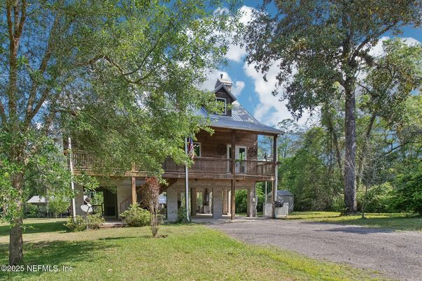 Backyard, Exterior, Facade, Log Home