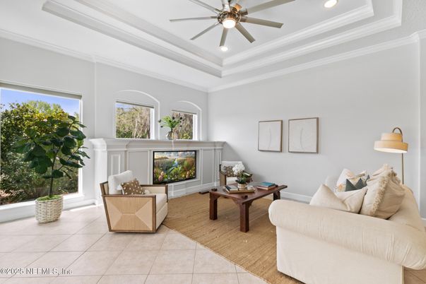 Fireplace, Interior, Living room, Recessed Lighting