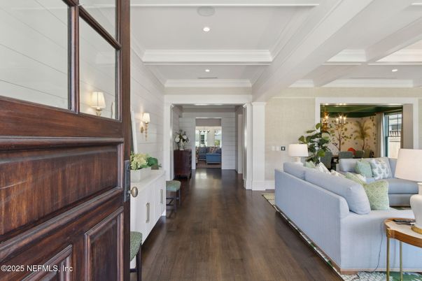 Interior, Living room, Recessed Lighting, Wood Texture Flooring