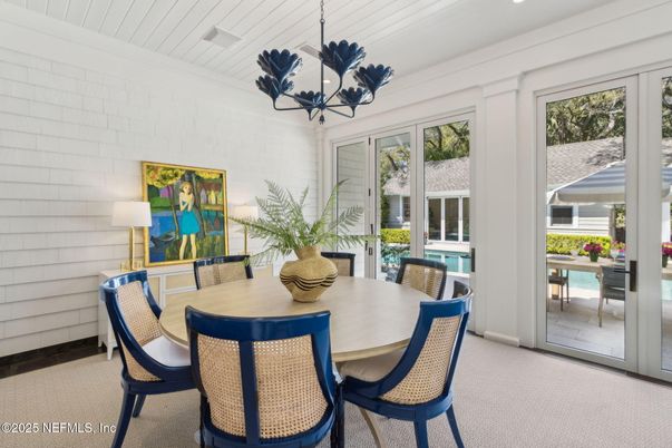 Dining room, Interior, Pendant Lights