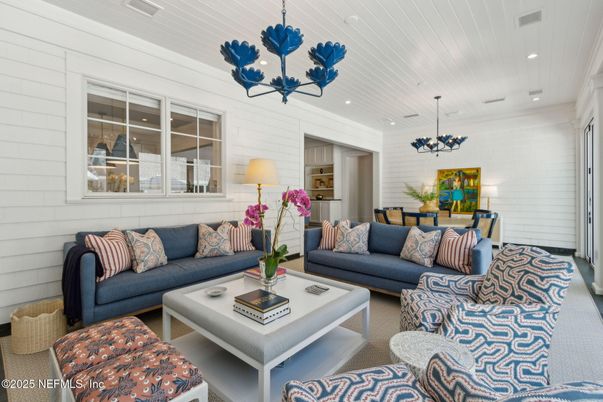 Chandelier, Dining room, Interior, Living room, Recessed Lighting