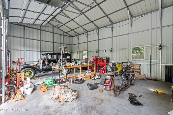 Garage, Interior