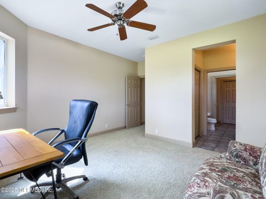 Home Office, Interior