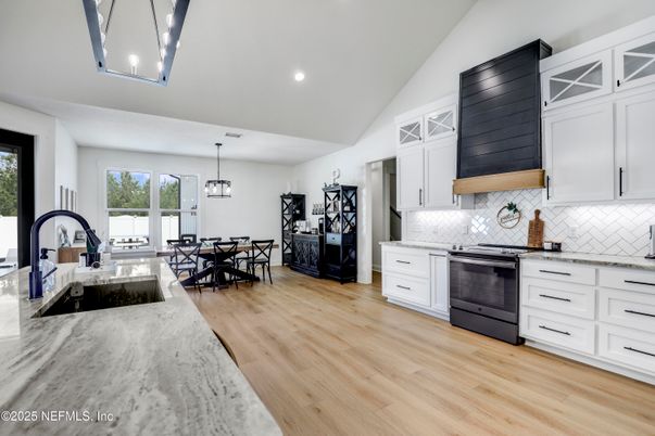 Dining room, Interior, Kitchen, Pendant Lights, Recessed Lighting, Wood Texture Flooring