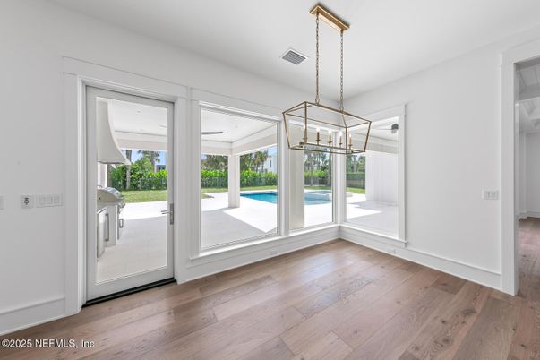 Empty room, Interior, Pendant Lights, Wood Texture Flooring