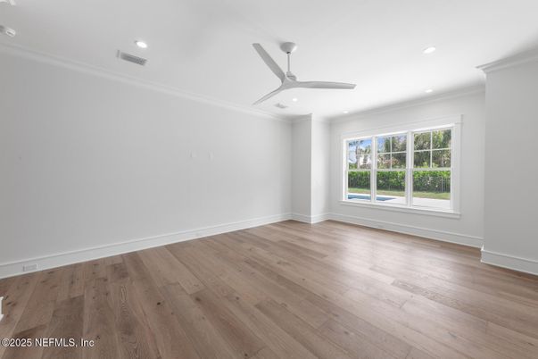 Empty room, Interior, Recessed Lighting, Wood Texture Flooring